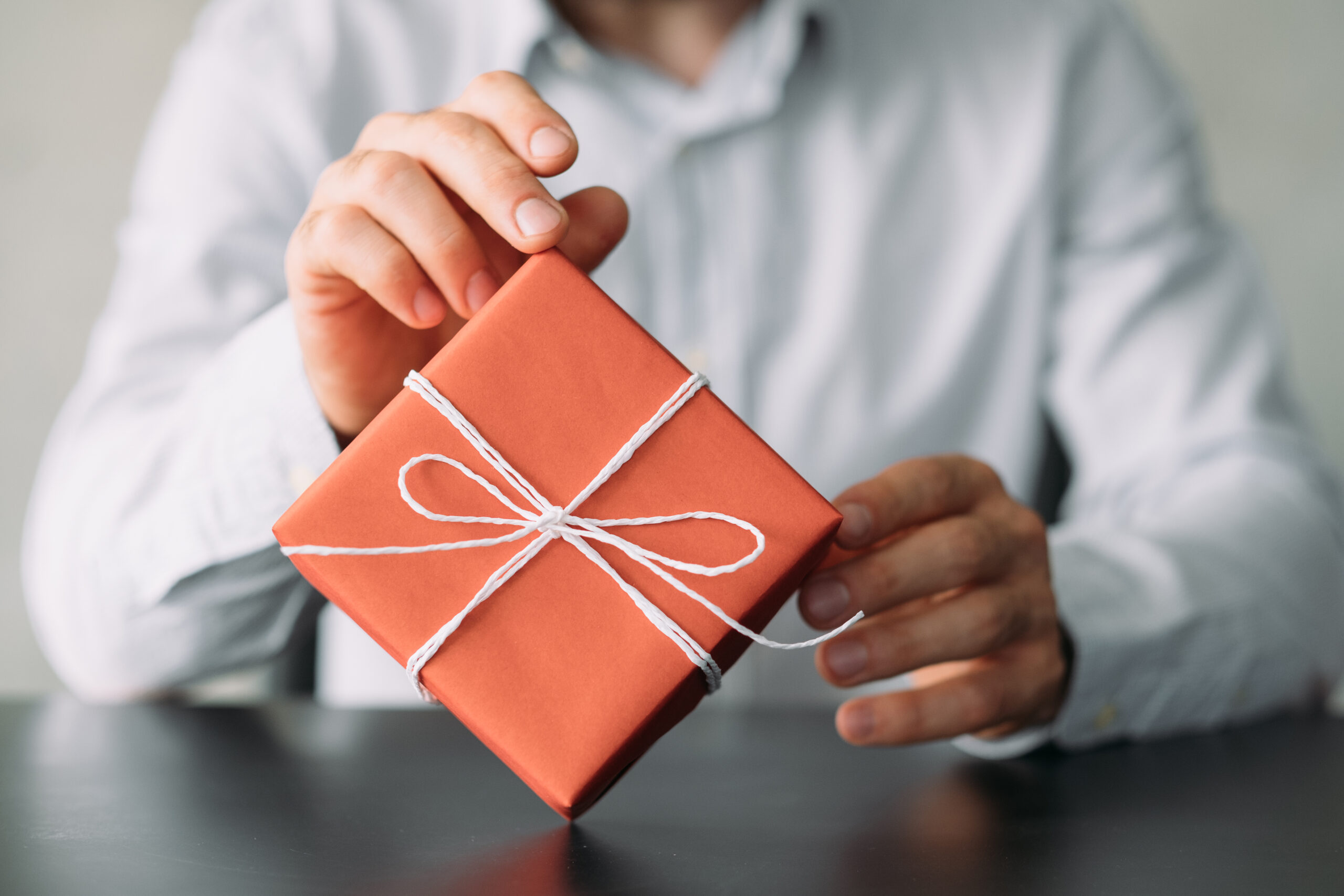 The Importance of Personalized Gifts: Why They Matter