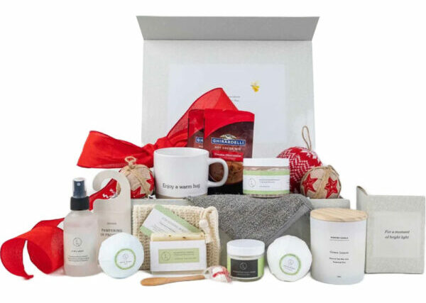 Personalized Bath and Body Spa Extra Large Gift Box