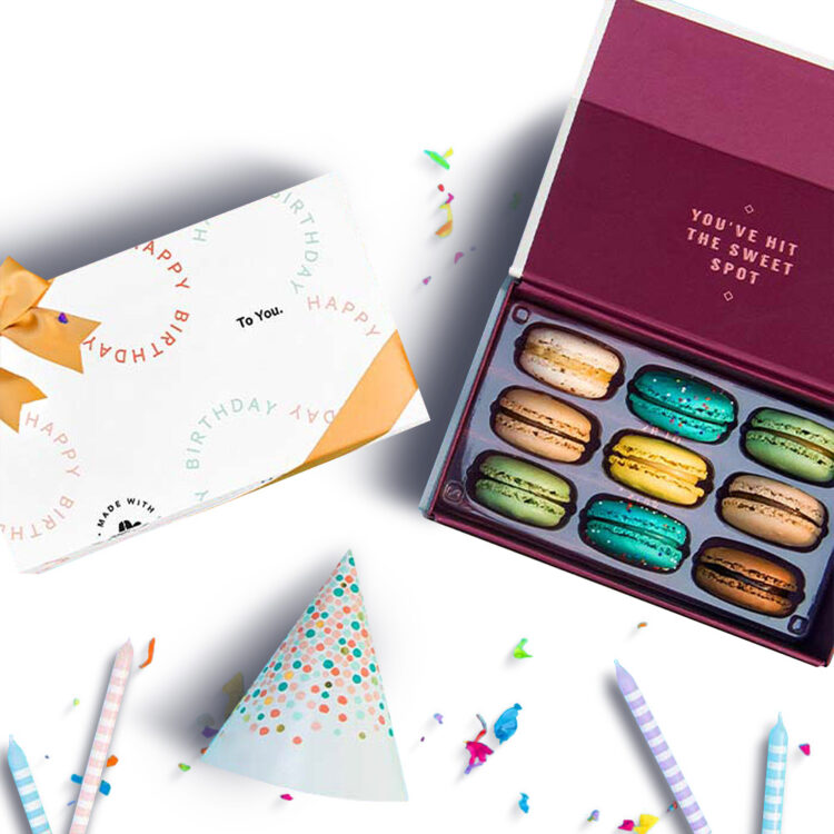 happy-birthday-woops-macarons-box-9-pc.html
